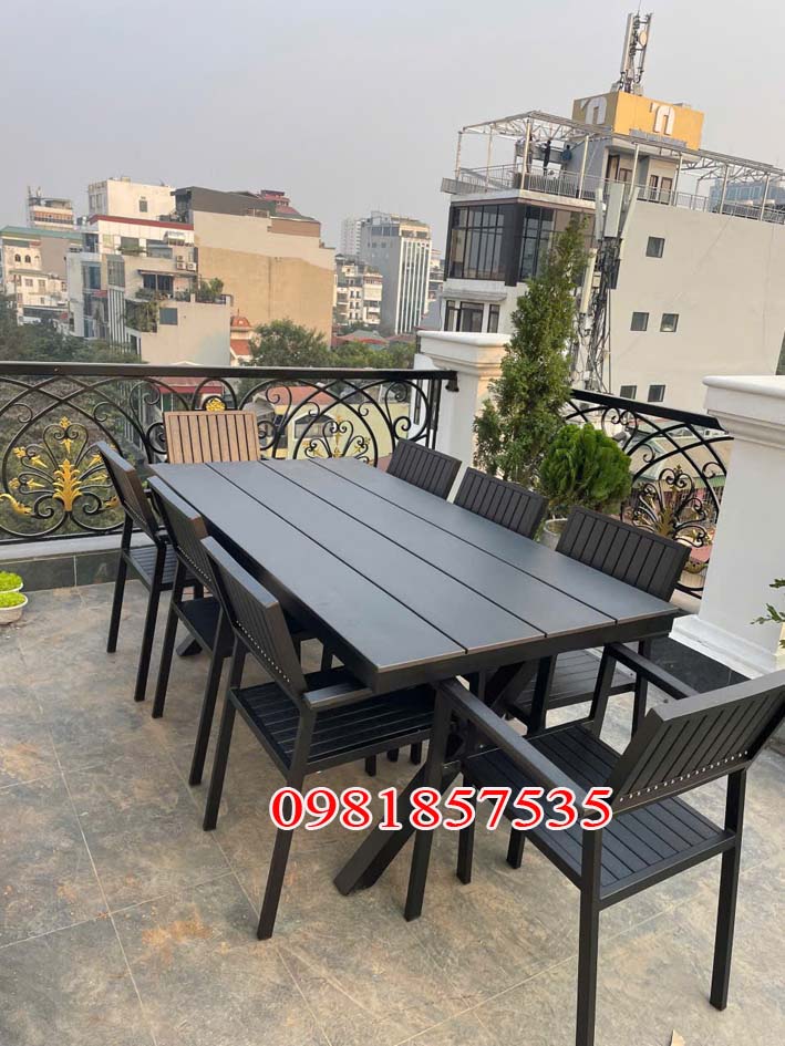 ảnh thực tế công trình đã thi công bàn ghế ngoài trời