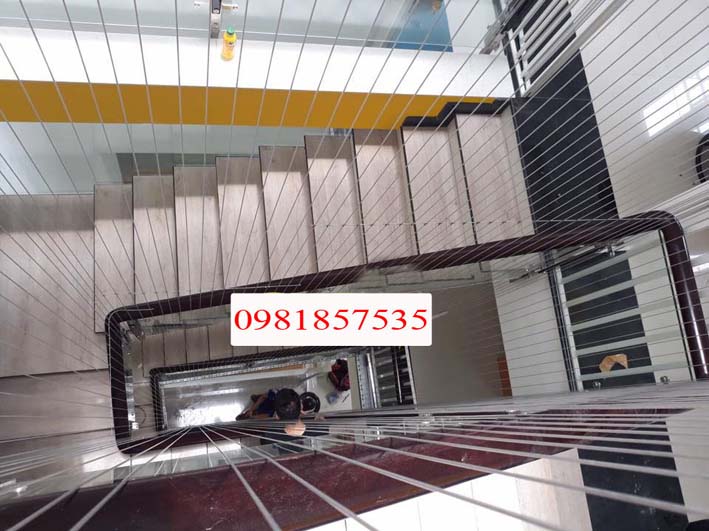 Lưới an toàn cầu thang